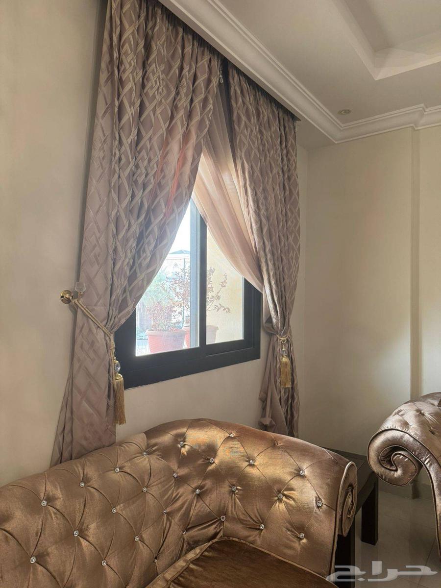 طقم كنب هوم سنتر مع اثنين كرسي ملكي بسعر مغري64591080971523110