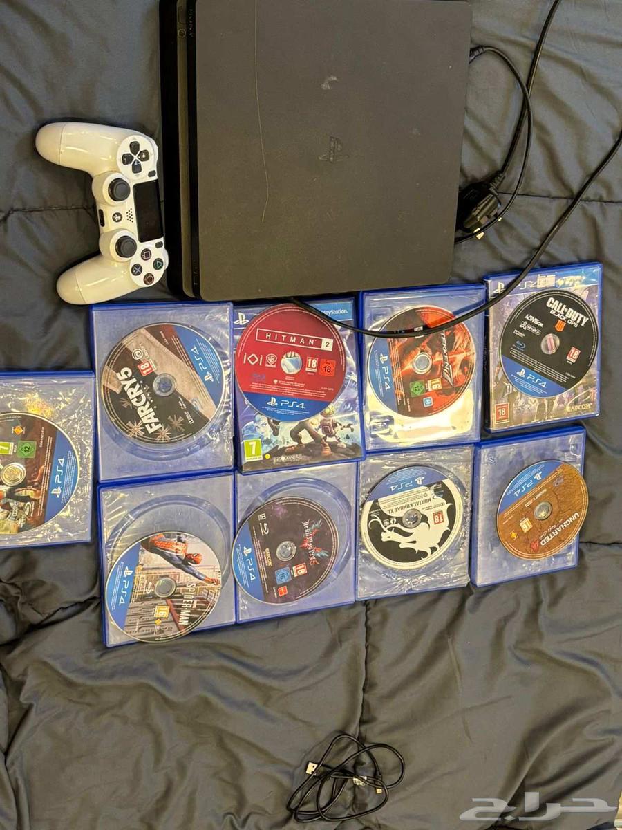 سوني 4 للبيع مع يد سوني والسيديات64592456703875110