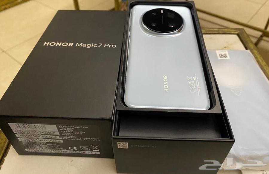 Magic 7 Pro 512, almost new 100%, box and all accessories are available64594751653762110
