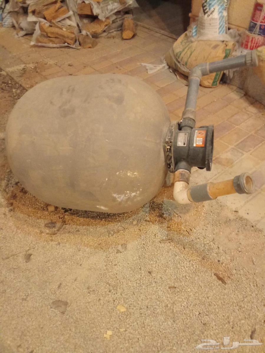 فلتر مسابح للبيع سليم لايوجد اي كسر علئ السوم64594825760515110