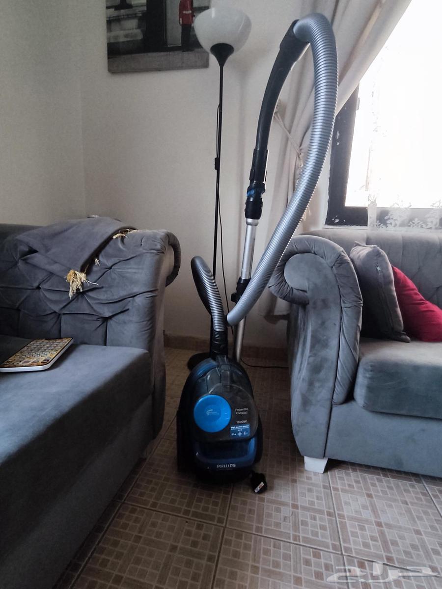 طقم كنب عدد3 قطع رباعي بحاله ممتازه تفصيل 2000ريالالبيع64593131572481113