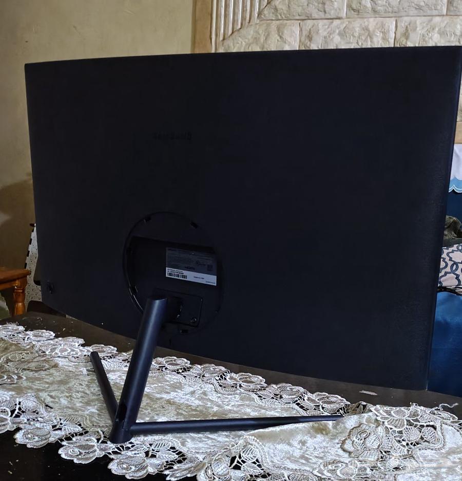 Samsung Mokos 4k UHD Screen64595574671746112