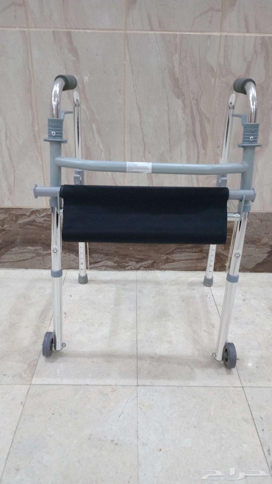 كرسي وعكاز ومشاي جديد64592129984898111