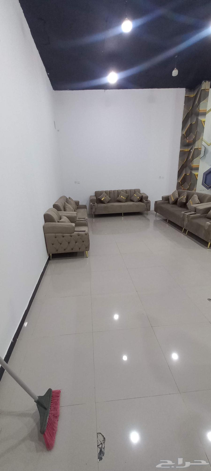 كنب جديد جاهز تتوفر جميع الألوان ب1500 شامل التوصيل داخل الر64589055046017114