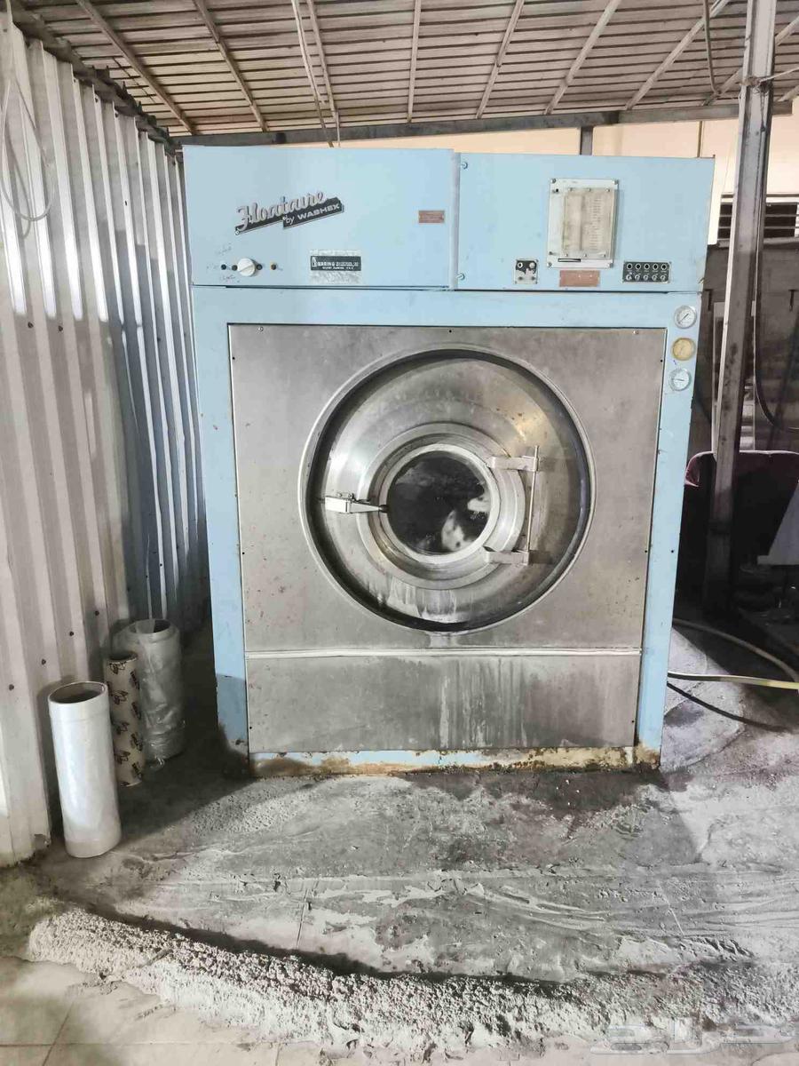 غساله بطانيات حجم كبير للبيع مستخدم بس نضيف64594850191875110