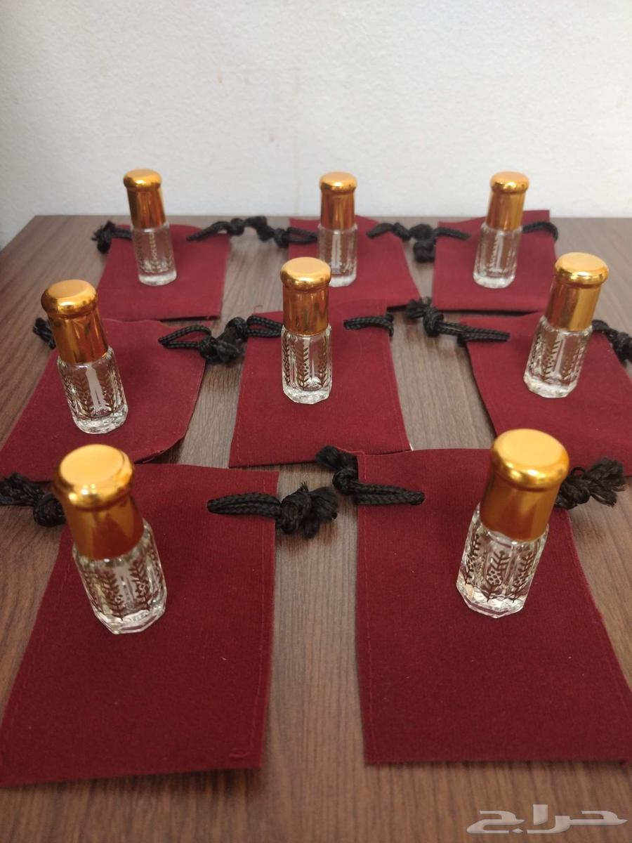 قدر ضغط ودولاب بوفيه وطاولات وعلب عطور ومودم ورفوف وشنطة مكي64592033668994114