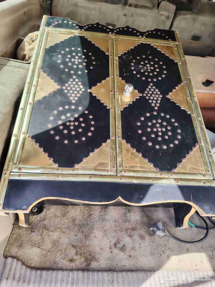 Coffee machine for 150, cabinet for 120, and trunk for 18064589700628995111