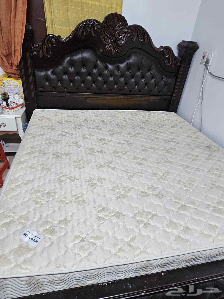 مرتبه طبيه مقاس 2 2استعمال خفيف ممتازه ما شاء الله64588445476097110