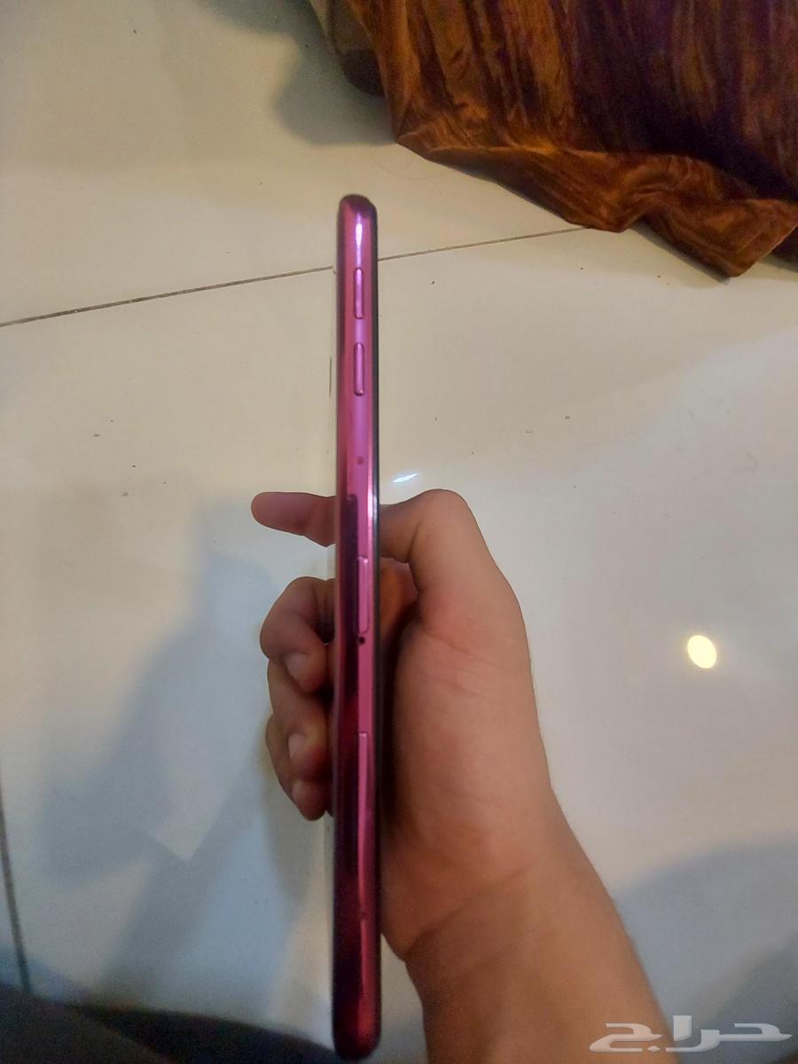 J4 phone for sale, battery 3300, memory 3200, the phone is very clean64594923586690113