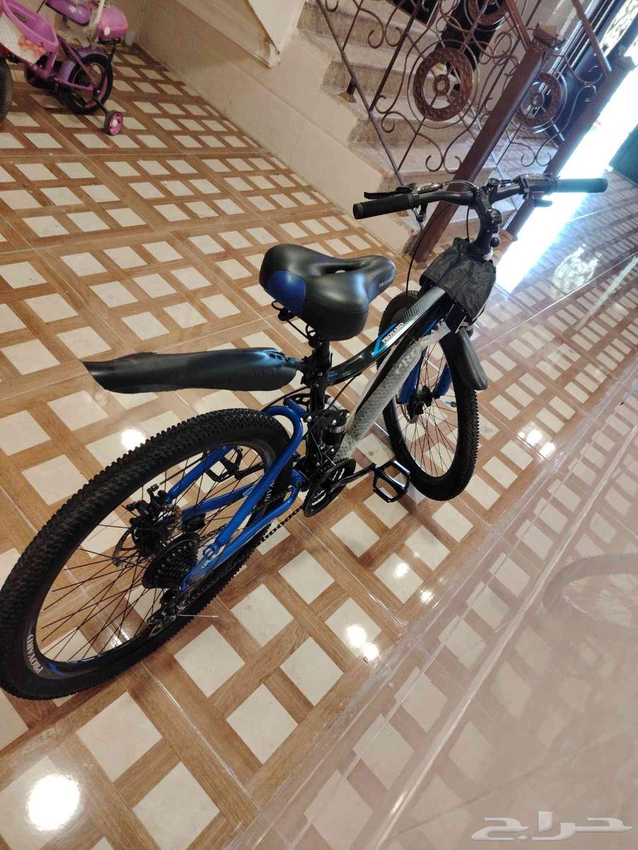 دراجات جبلية 29 للبيع عليها تعديلات مسكات رياضيه حديد 200064588557315586114