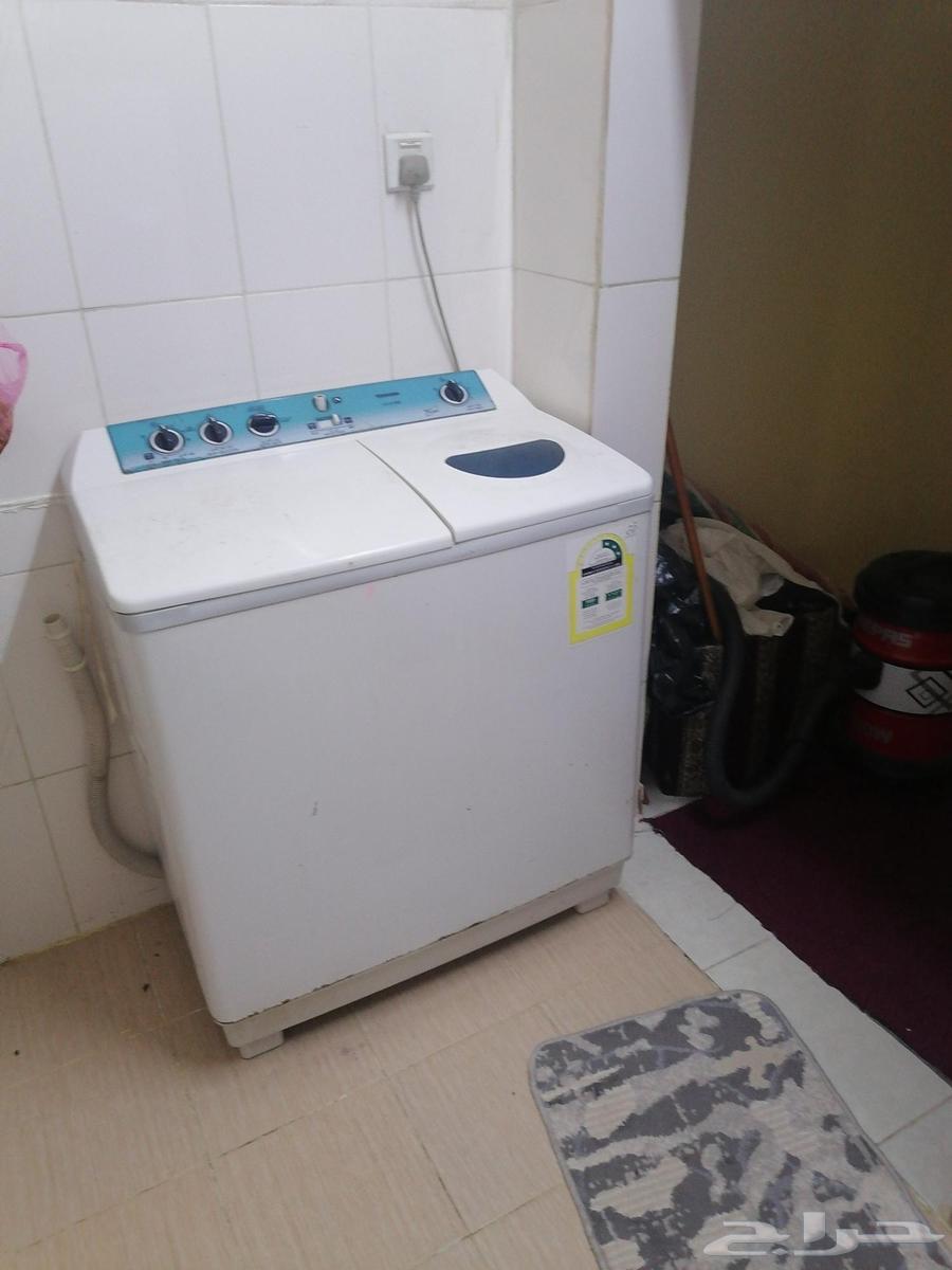 للبيع ثلاجة  غسالة  مكنسة كهربائية  مرجيحة أطفال  2 مكيفات64593851475970111