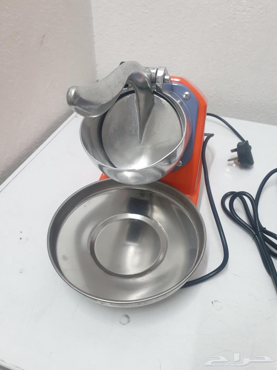 للبيع ماكينة جراشة ثلج بعدها جديدة لم تستعمل64588943076865110