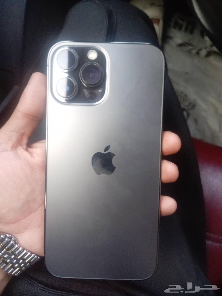 السلام عليكم ايفون 13 نظظيف يعتبر جديد والله الصامل فقط64593595590402111