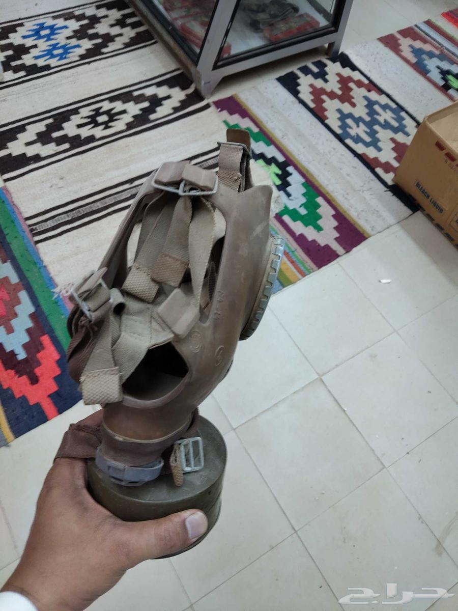 قناع او كمام حرب قديمة64593497309955113