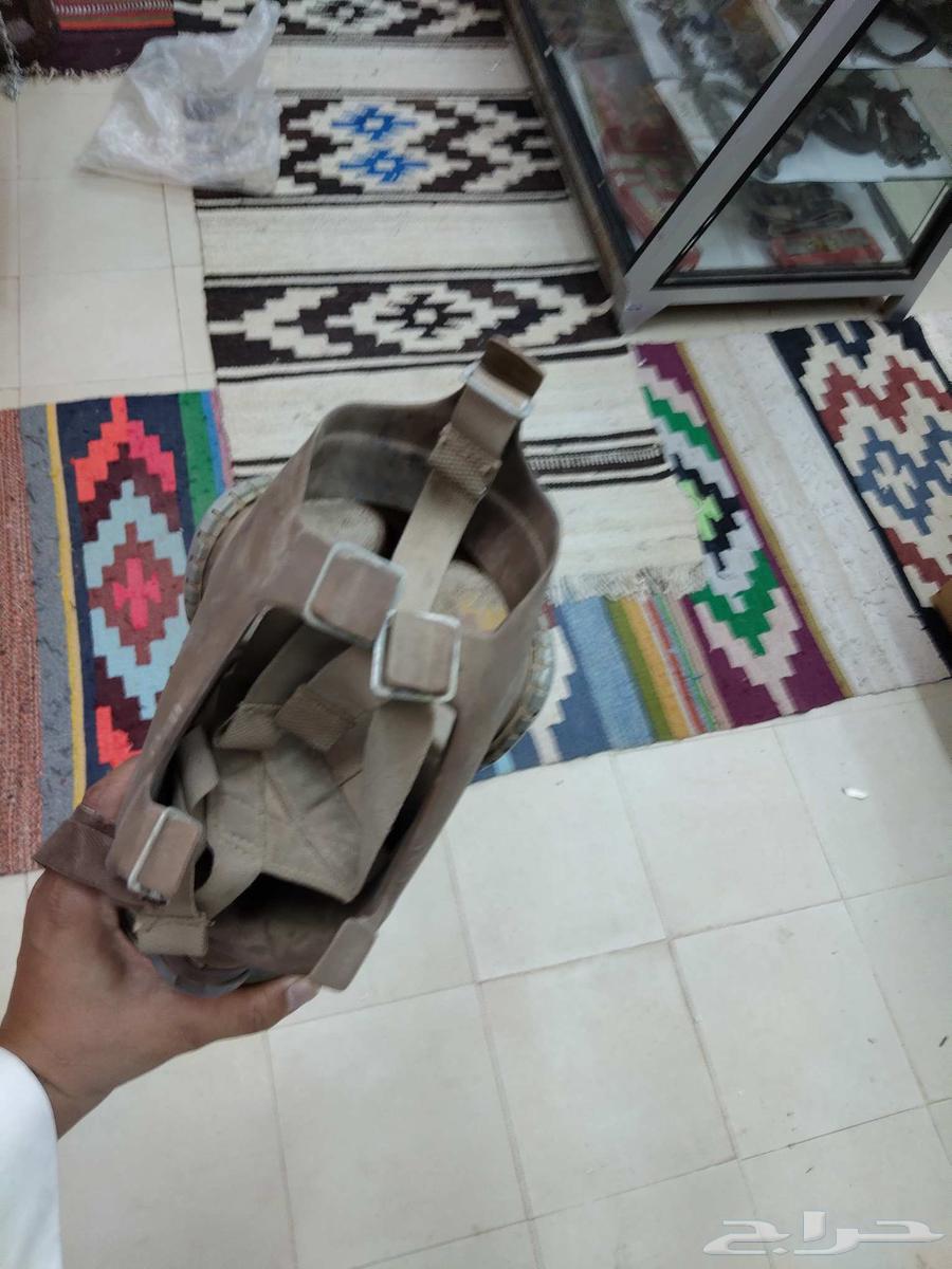 قناع او كمام حرب قديمة64593497309955114