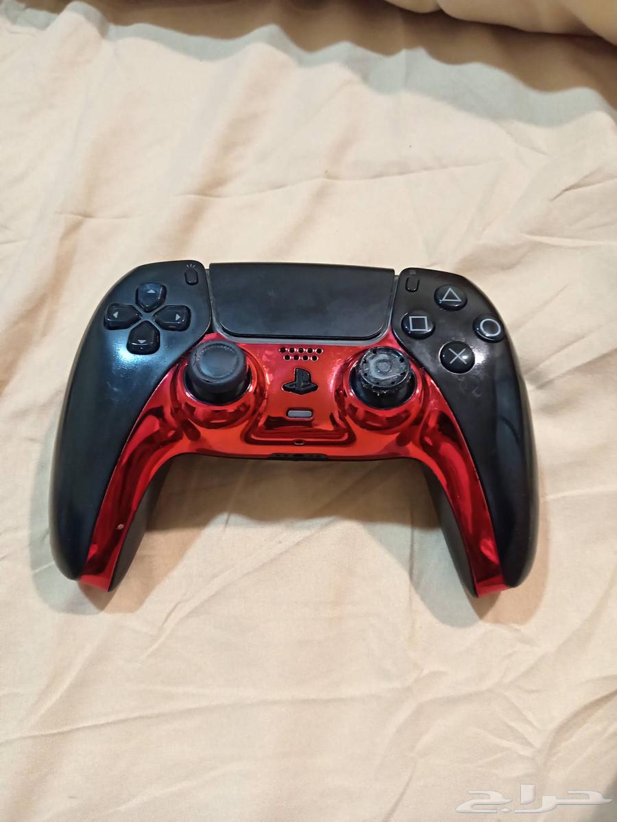Sony Five controller is in good condition64592708979714113