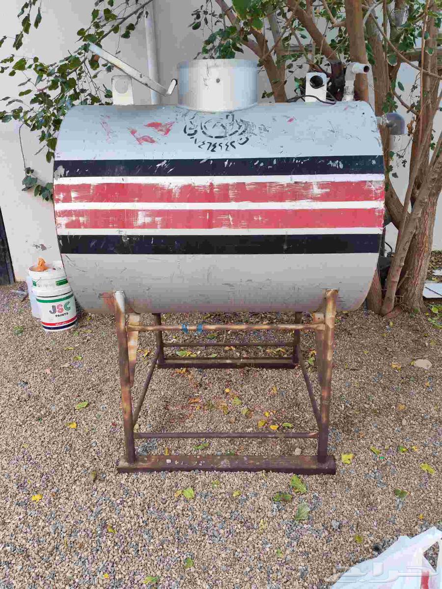 خزان مياه الف لتر مستخدم للبيع64589700654211110