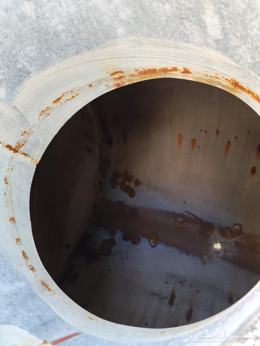 خزان مياه الف لتر مستخدم للبيع64589700654211112