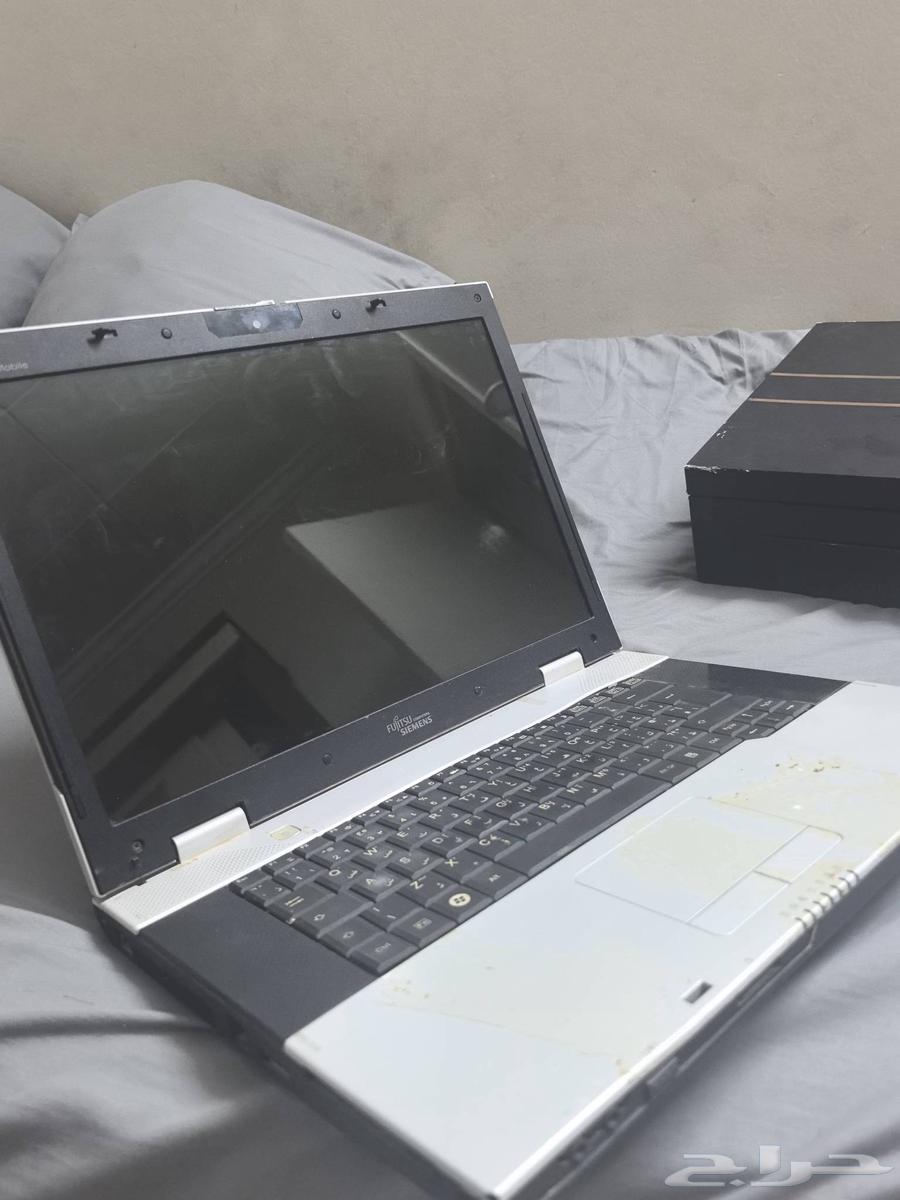 لابتوب توشيبا قديم مع لابتوب آخر64591670874755114