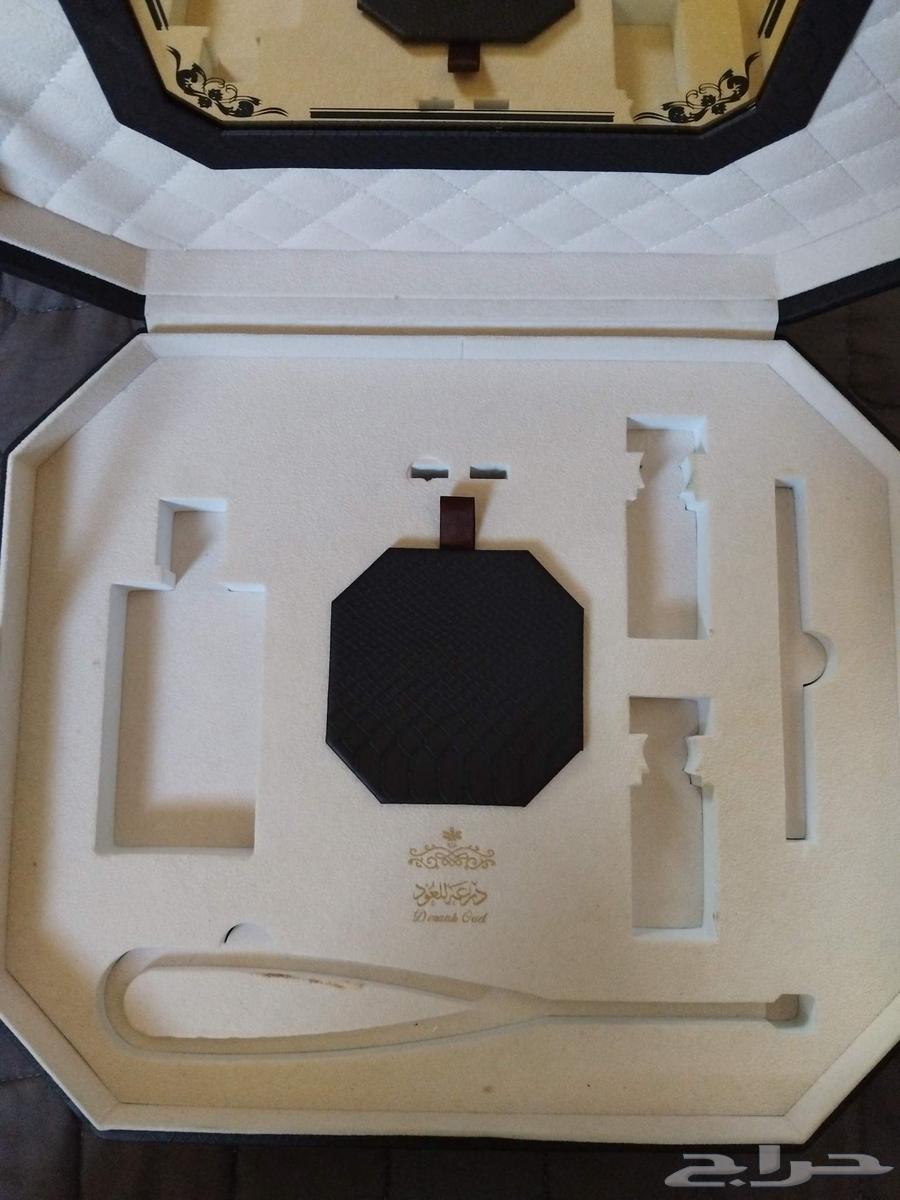 طقم من درعه العود فاضي 7064592130009218113