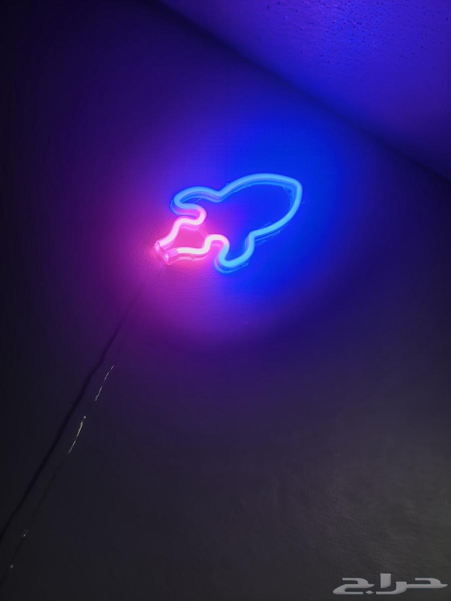 إضاءه على شكل صارخ لون(ازرق وردي)64591214164226110