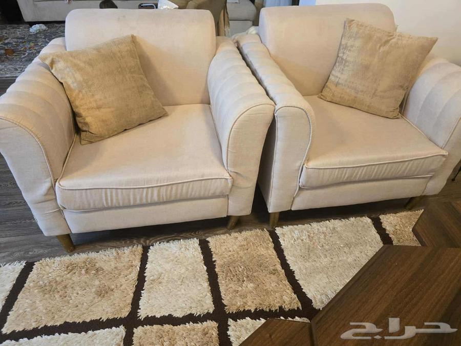 Sofa64594701346690113