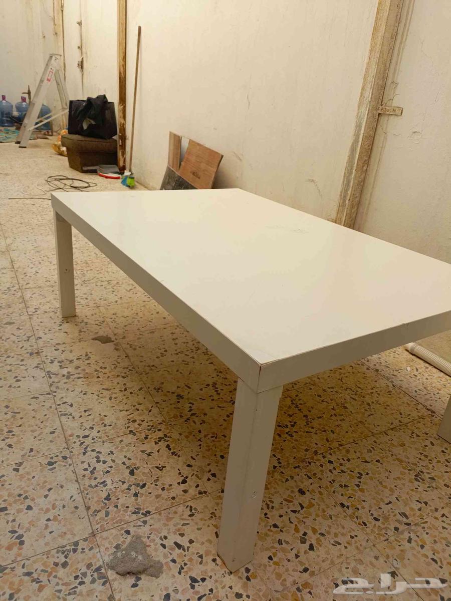 طاوله من ايكيا للبيع 10064592396333057110