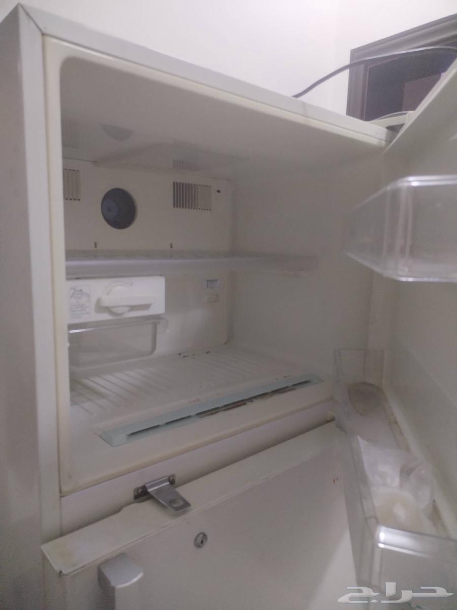 ثلاجة LG كهرباء 110 مع المحول الكهرب من 220 تحتاج فريون فقط64589866597506111