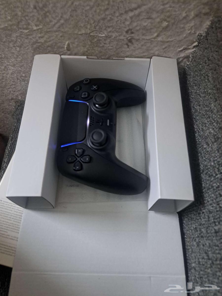 للبيع يد سوني 5نضيفه جديده ماستخدمت بس الكرتون انشق64591442706818113