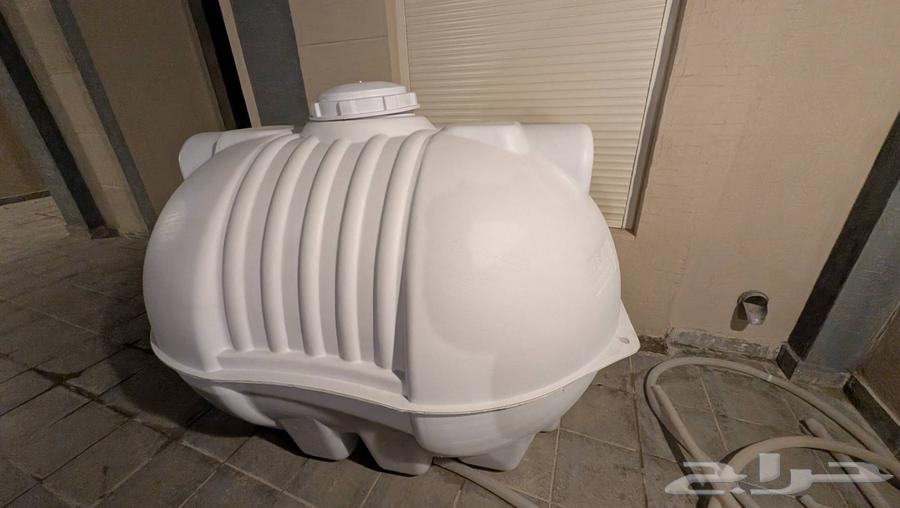 Marjan Al-Muhaidib 2000-liter (2 cubic meters) tank, never used64453530984835110