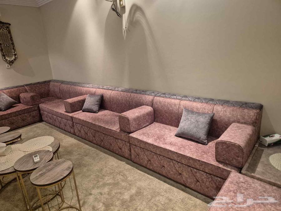 كنب كبير للبيع مع طاولات جديد نظيف64590716668419111