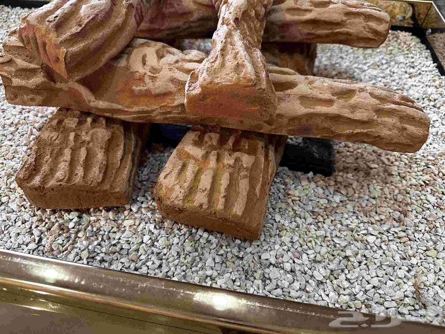 حطب نار حاتم صناعي في وحده بيها كسر64592999143937111