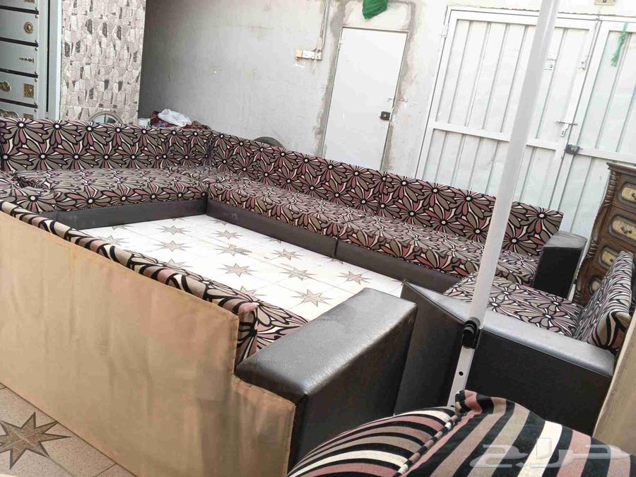 Sofa with its tables, cupboard, and items shown in the pictures below 1000, no offers64592696880515113