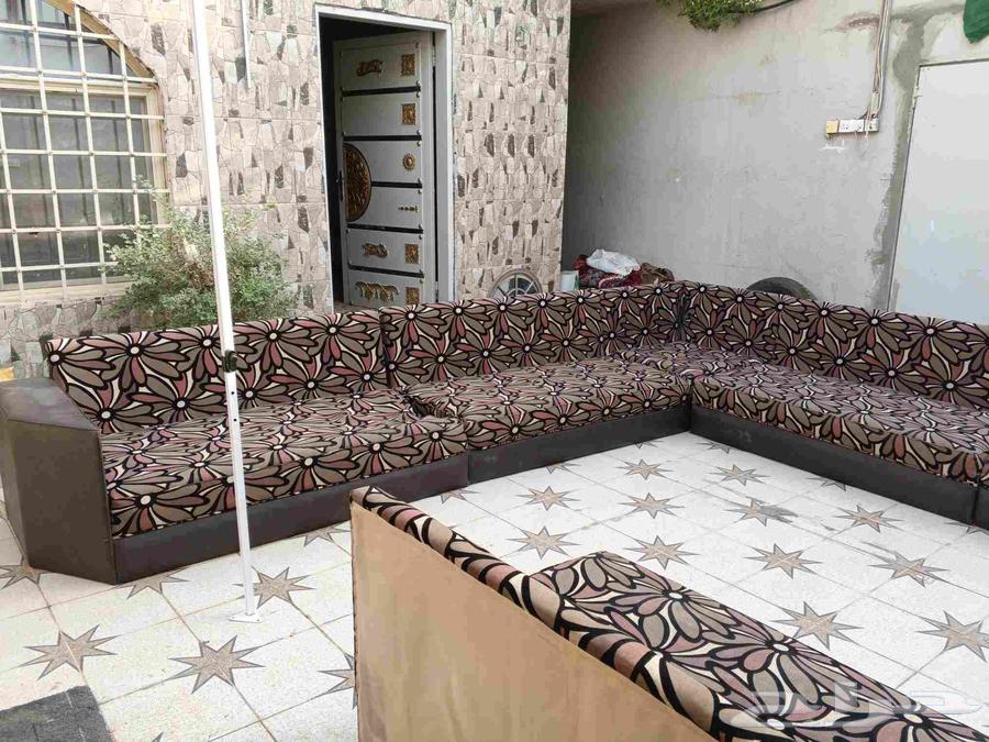 Sofa with its tables, cupboard, and items shown in the pictures below 1000, no offers64592696880515114