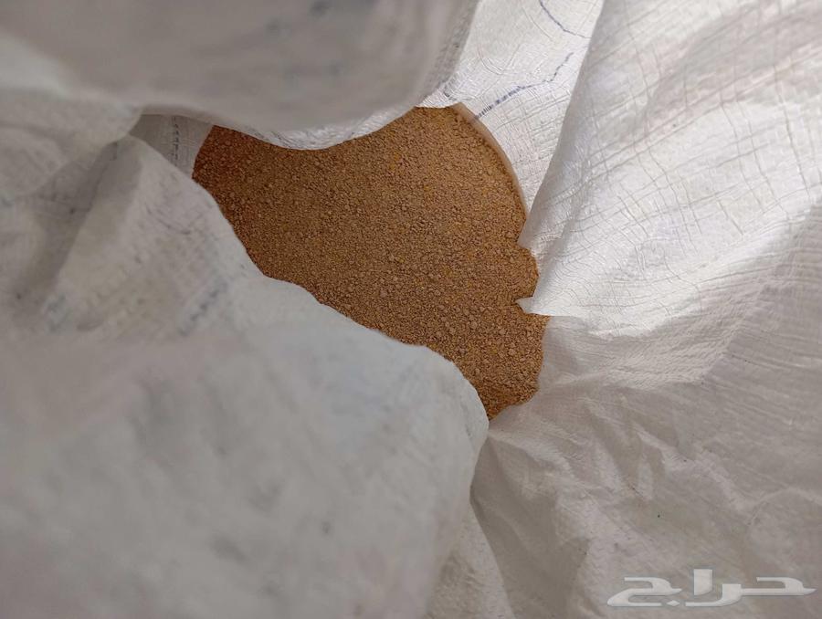 علف دواجن نوعين للبيع64588818847618113