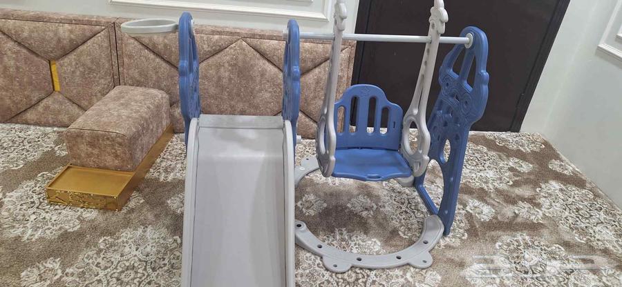 New car and lizard, not a single scratch, I swear by God64594651762051110