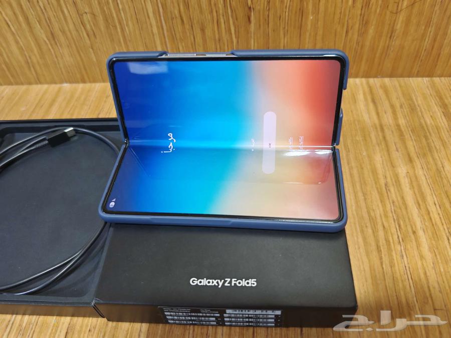 سامسونج فولد 5 بحاله الجديد 512 الرام 12 ب3000 ريال64591598559106113