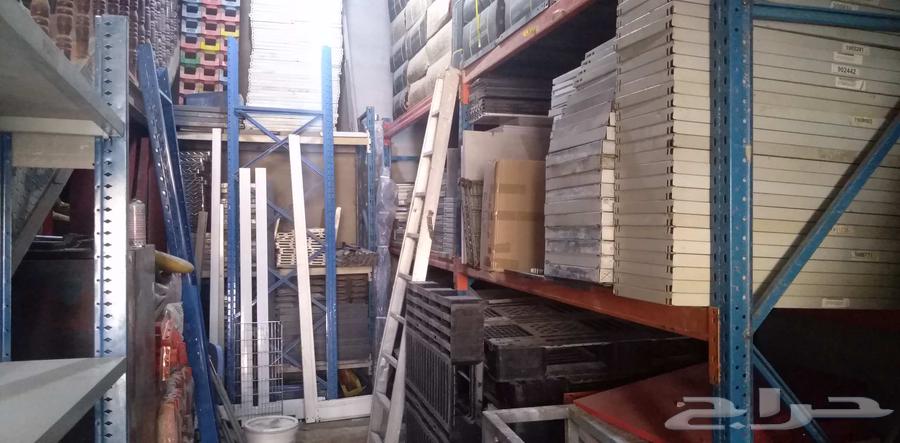 جميع الرفوف والعلب والطبليات والسلال مستخدم وجديد64592323090819113