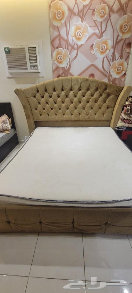 سرير فاخر مع المرتبه للبيع نفرين مترين في 18064486661511298114