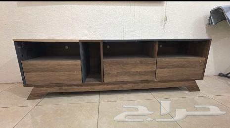 Tables and Standing Mirror64593059128577111