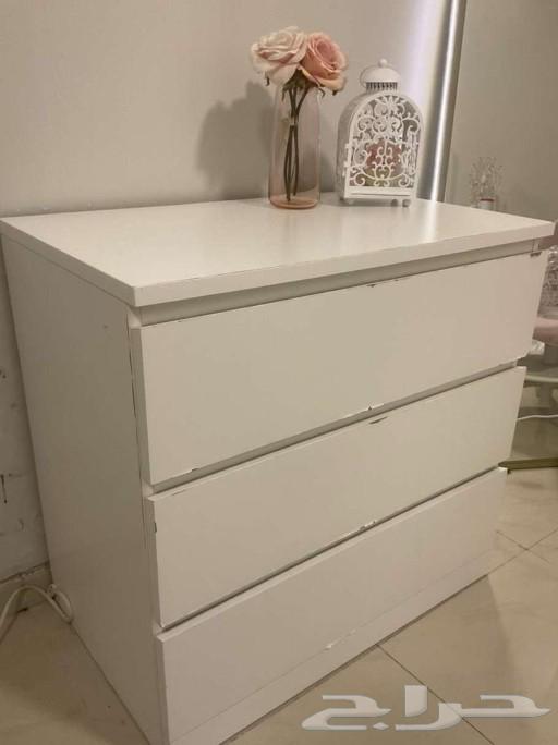 اغراض غرفة نوم مع مكيف64588236108419110