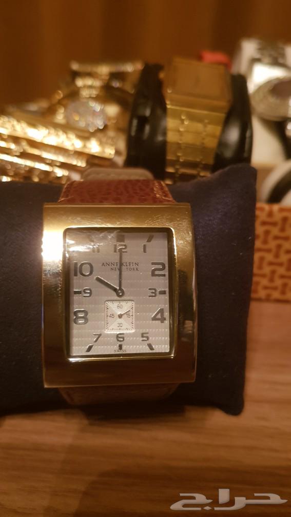 ساعات نسائيه ماركات عالميه ب 50 ريال فقط64589755476481112