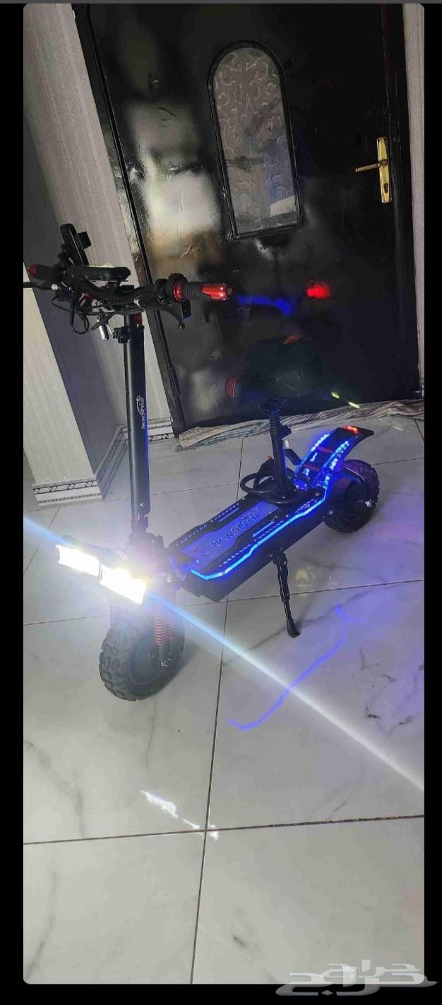 Monster Scooter 2 Dynamo Giraffe64595415997315112