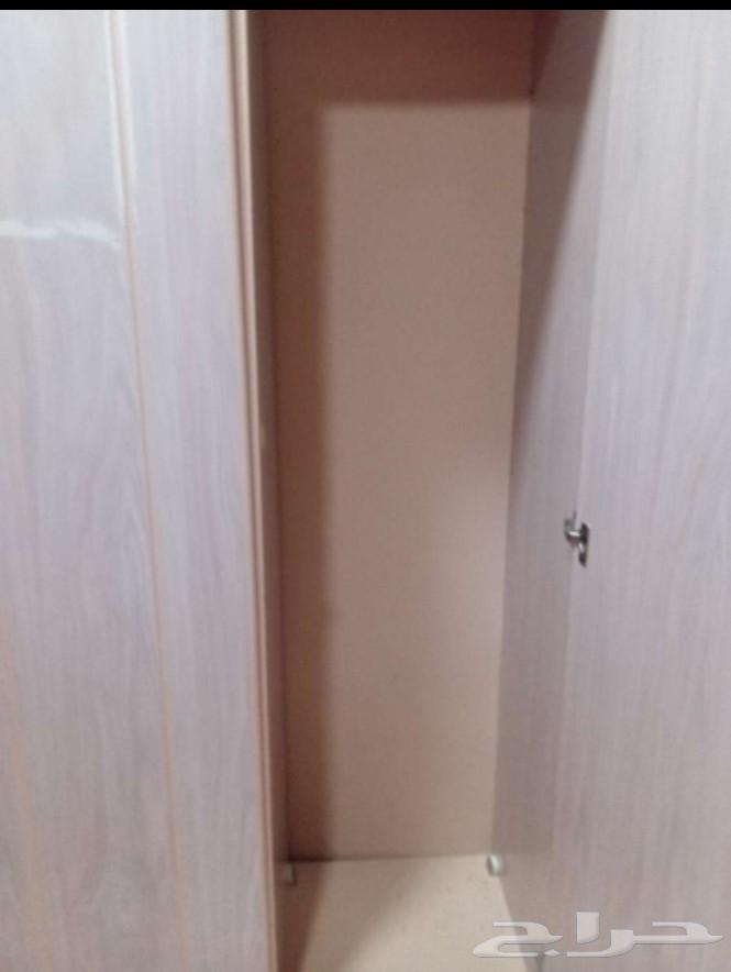 دولابين الواحد ب 200 خشب ما في ولا تكسير64591997378689113