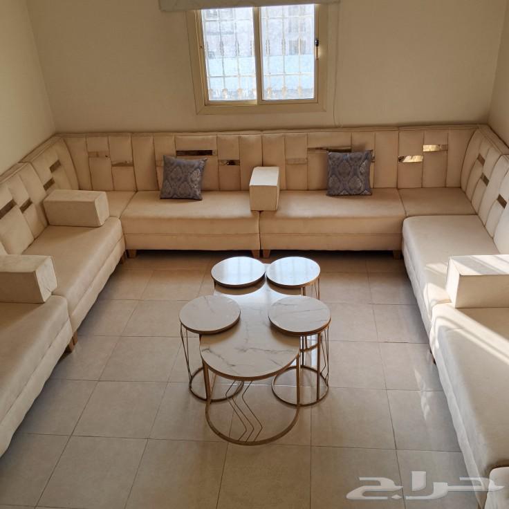 Sofa for sale without tables64593900515074110