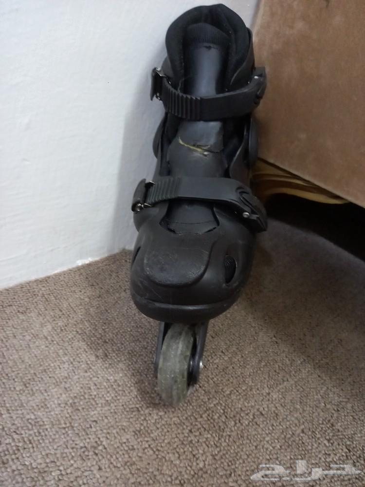 سكيت مستعمل مع أدوات الحماية و أدوات التدريب64589154085122111