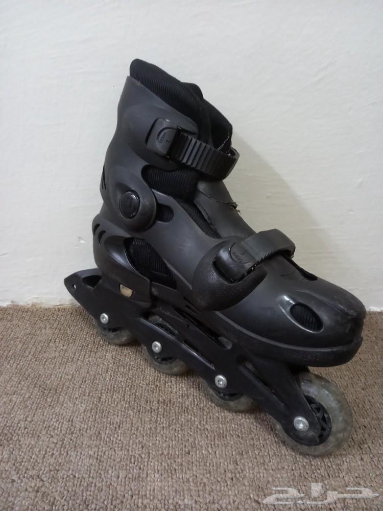 سكيت مستعمل مع أدوات الحماية و أدوات التدريب64589154085122112