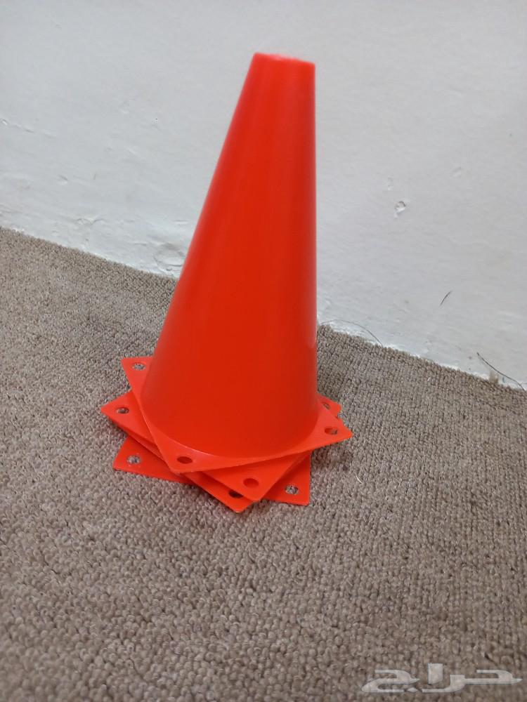 سكيت مستعمل مع أدوات الحماية و أدوات التدريب64589154085122114