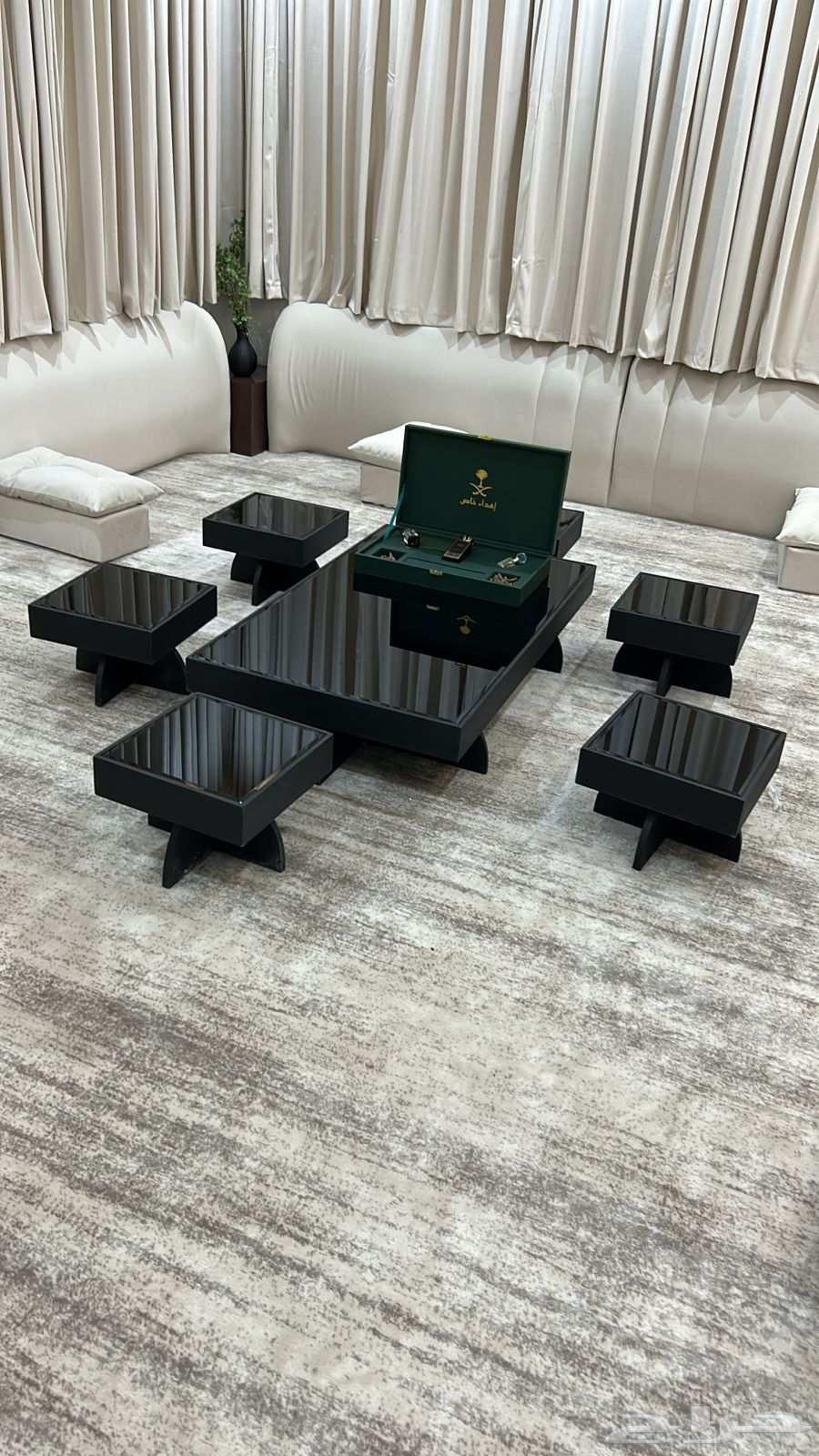 Riyadh Floor Council Tables64589055088771114