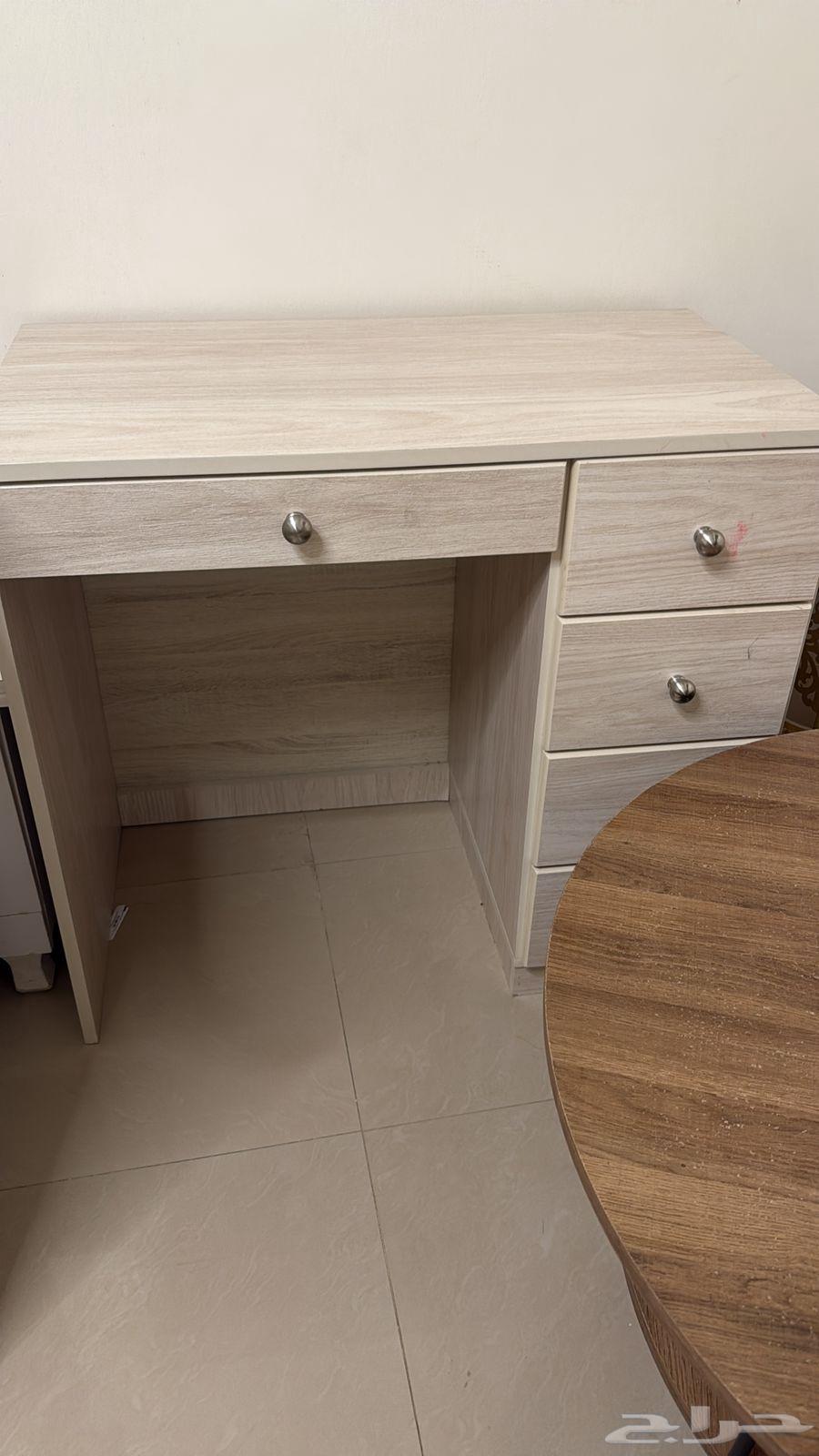 أثاث للبيع كله بحالة ممتازة64591153852291111